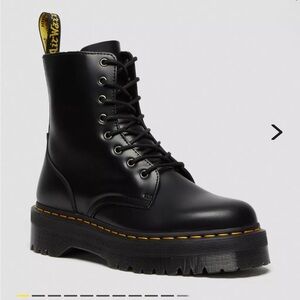 Doc Martens Jadon Platform Smooth Leather
